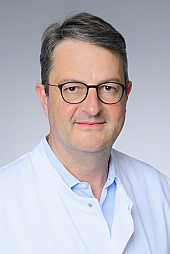 Univ.-Prof. Dr. David Maintz